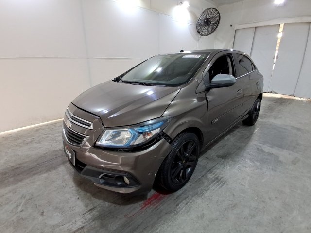 CHEVROLET ONIX 1.4MT LTZ Frente Motorista