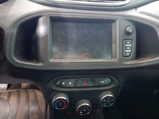 Vehicle_photo_6