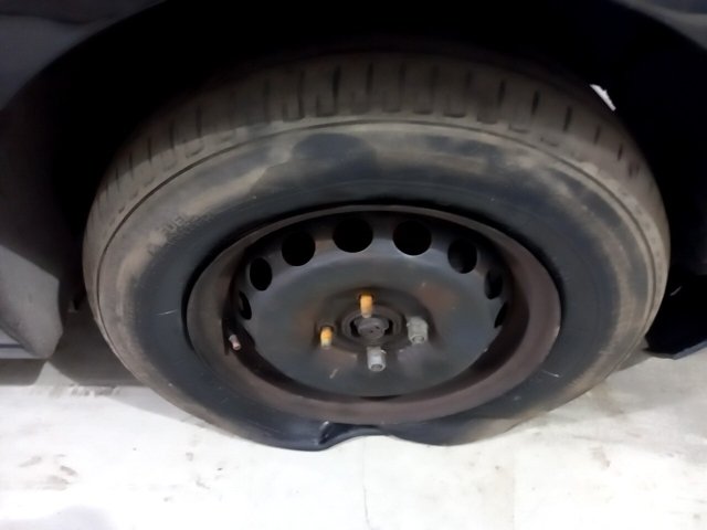 Vehicle_photo_14