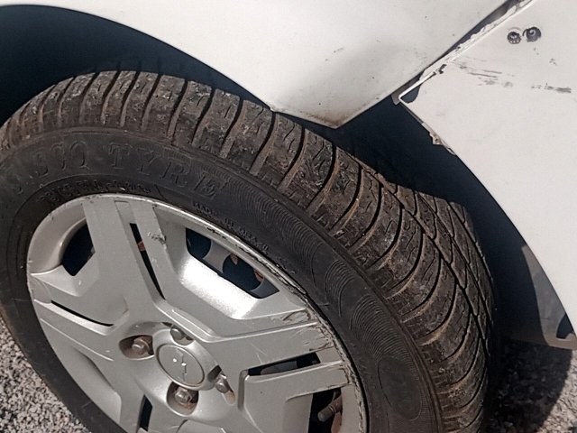 Vehicle_photo_16