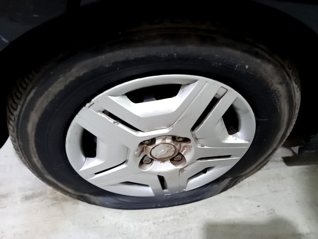 Vehicle_photo_16
