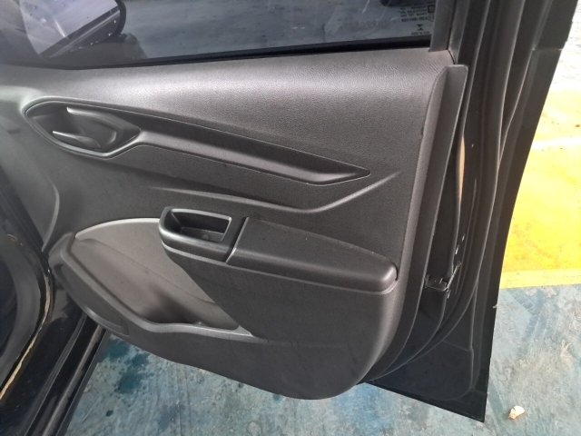 Vehicle_photo_9