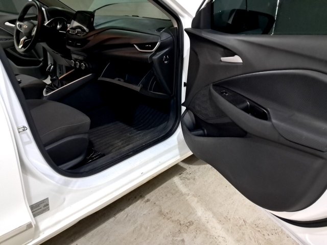Vehicle_photo_9