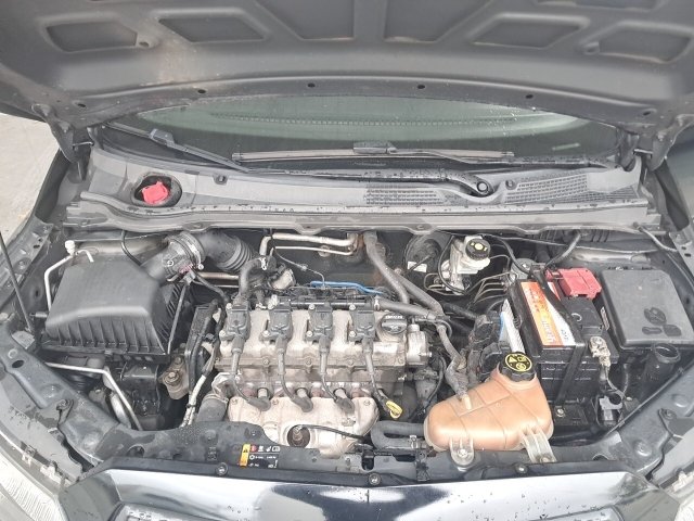 Vehicle_photo_12