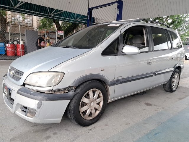 Veículo GM - Chevrolet Zafira Chevrolet Zafira Elite 2004/2005 2004 em leilão