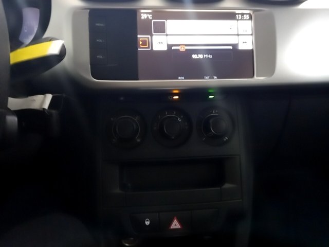 Vehicle_photo_6