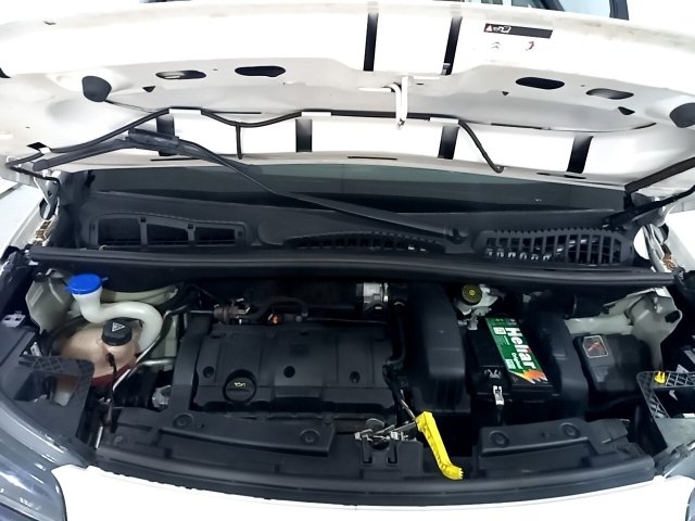 Vehicle_photo_12
