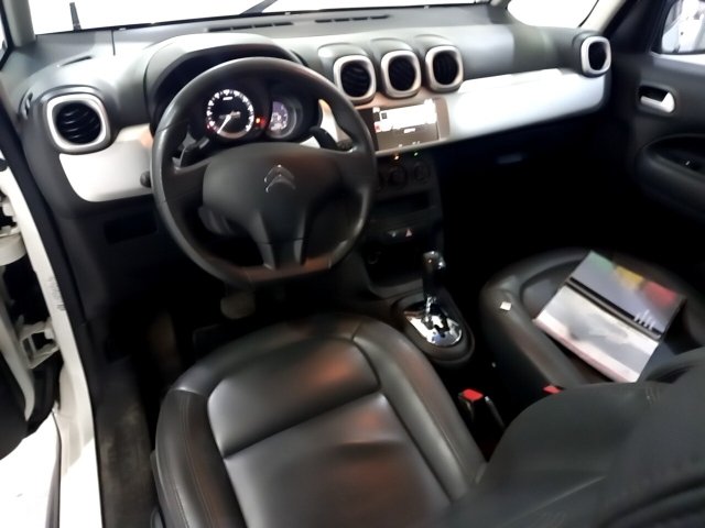 Vehicle_photo_7