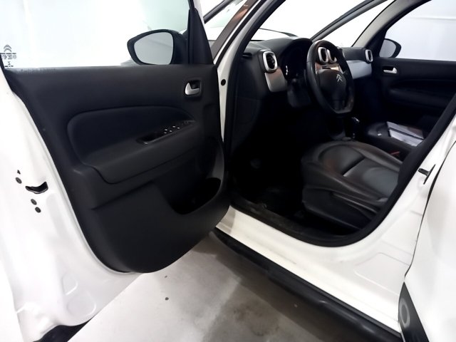 Vehicle_photo_8