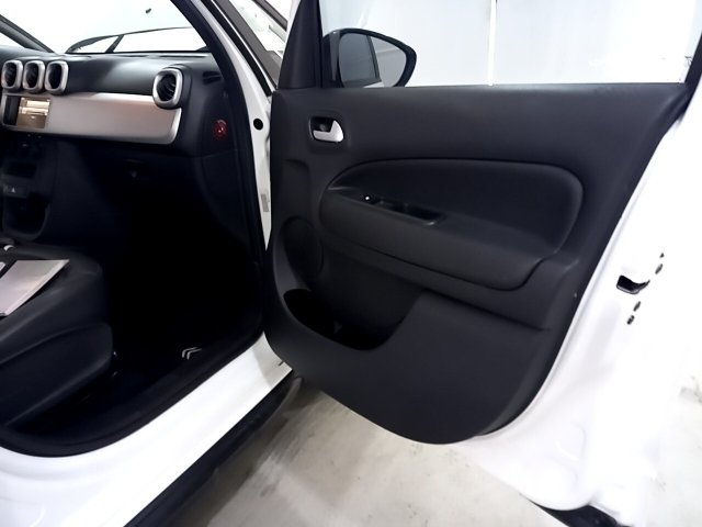 Vehicle_photo_9