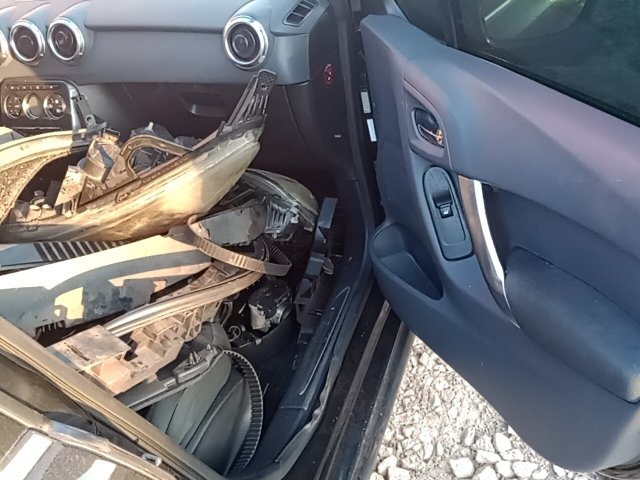 Vehicle_photo_9