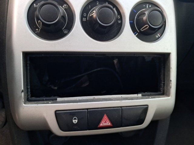 Vehicle_photo_12