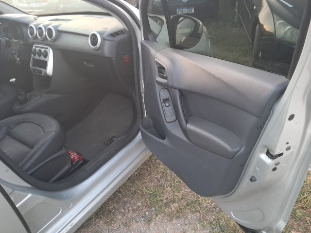 Vehicle_photo_8