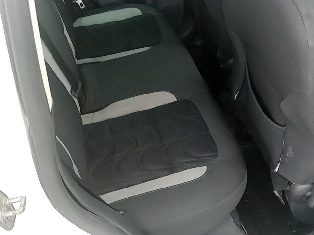 Vehicle_photo_10