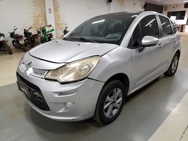 Vehicle_photo_1