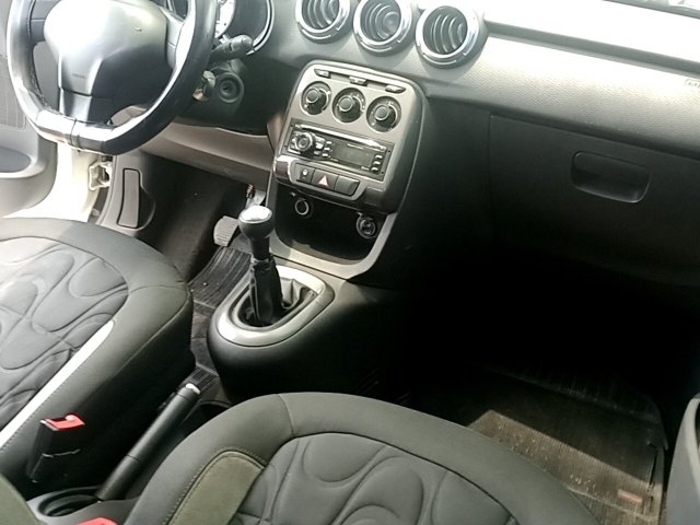 Vehicle_photo_7