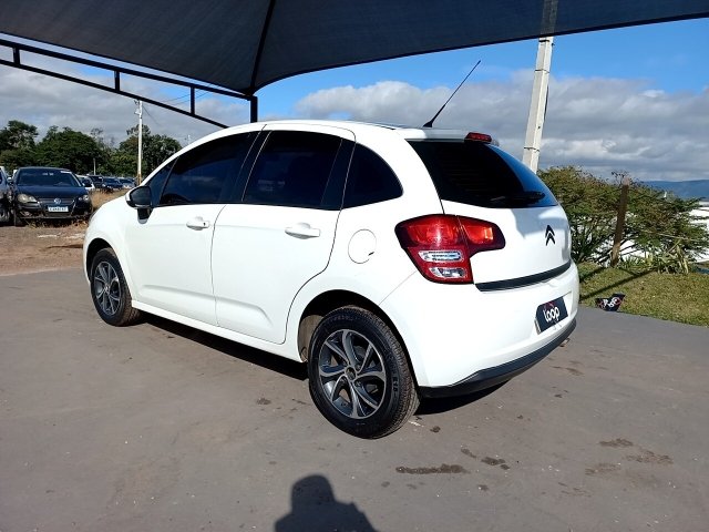 Vehicle_photo_3