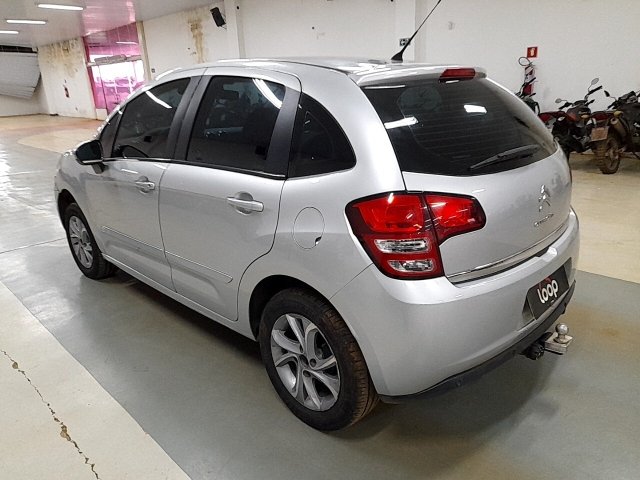Vehicle_photo_3