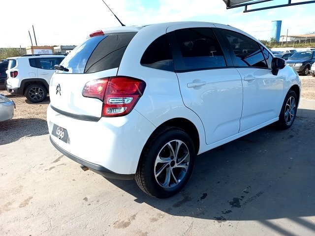Vehicle_photo_4