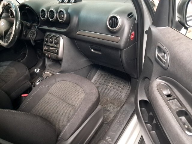 Vehicle_photo_9