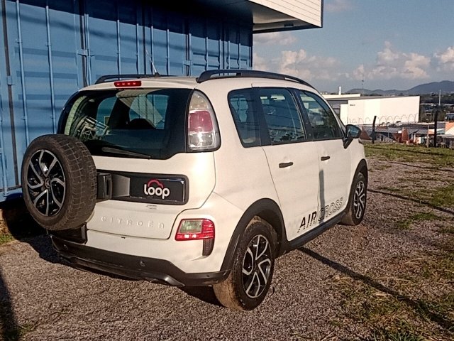 Vehicle_photo_4