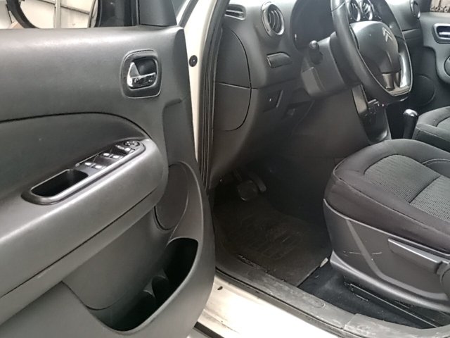 Vehicle_photo_8