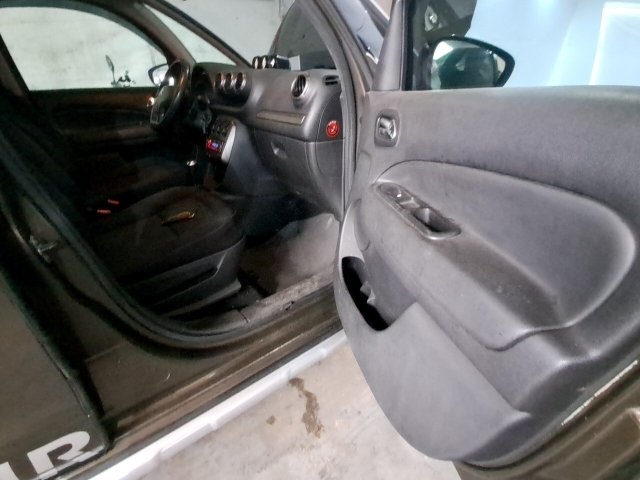 Vehicle_photo_9