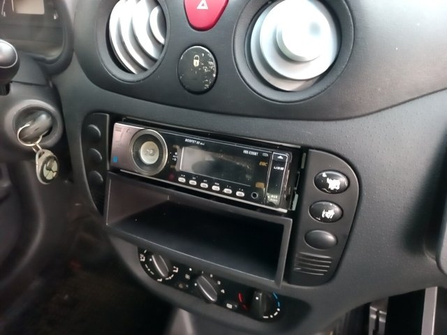 Vehicle_photo_6