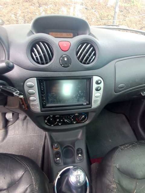 Vehicle_photo_6