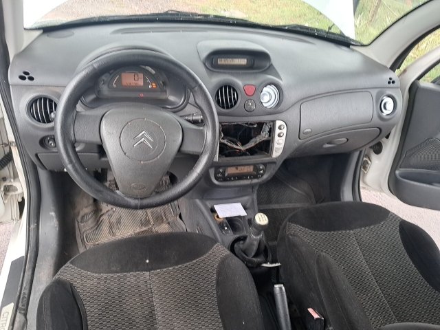 Vehicle_photo_13
