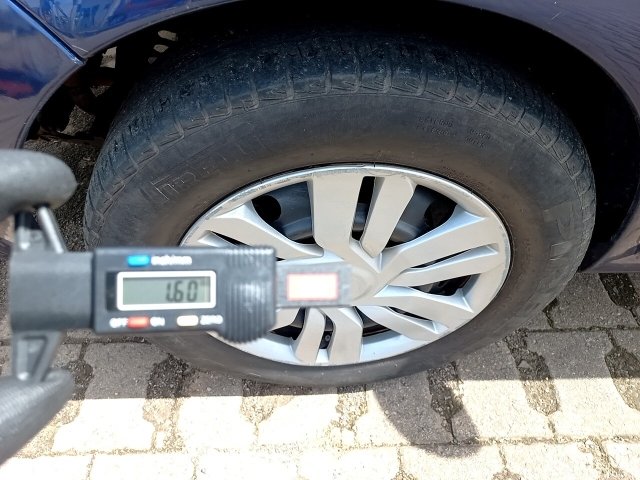 Vehicle_photo_13