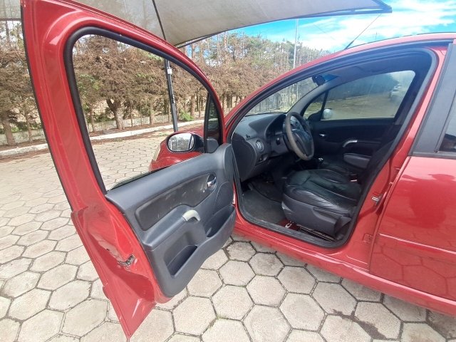 Vehicle_photo_8