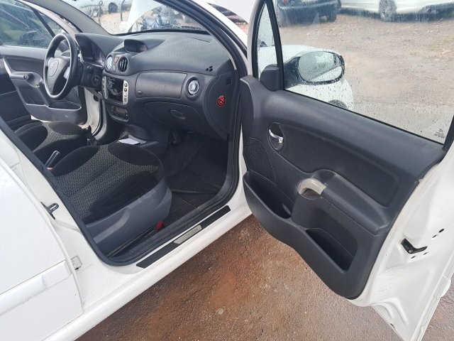 Vehicle_photo_6