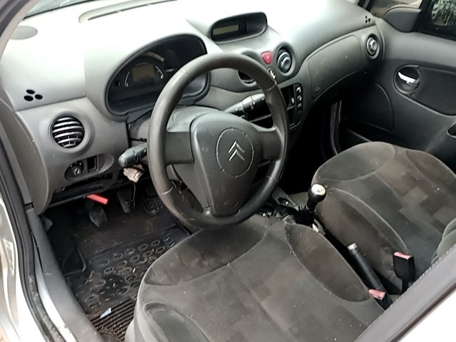 Vehicle_photo_7