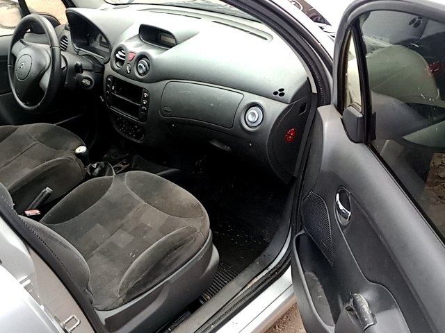 Vehicle_photo_9