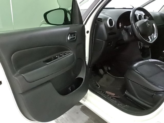Vehicle_photo_8