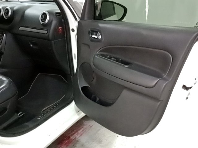 Vehicle_photo_9