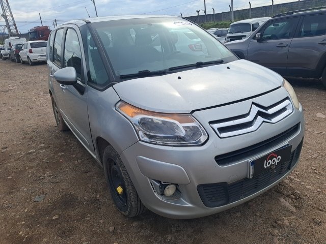 Vehicle_photo_5