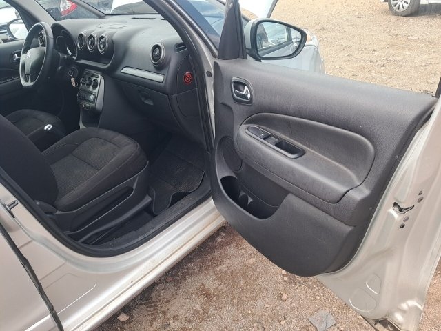 Vehicle_photo_7