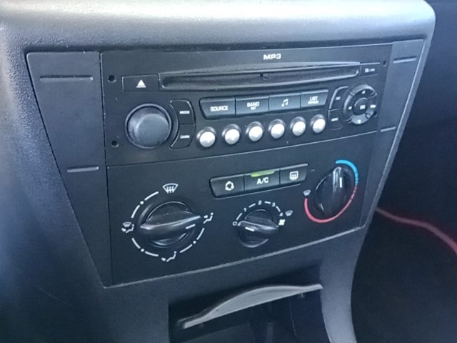Vehicle_photo_6