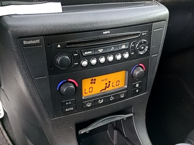 Vehicle_photo_6