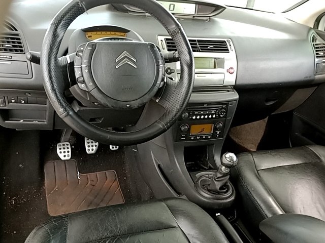 Vehicle_photo_7