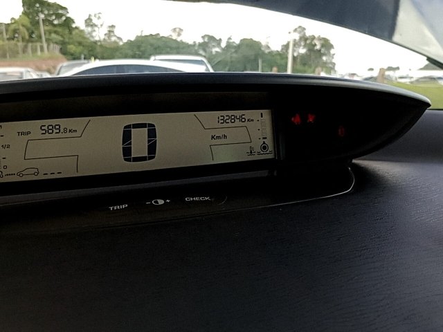 Vehicle_photo_5