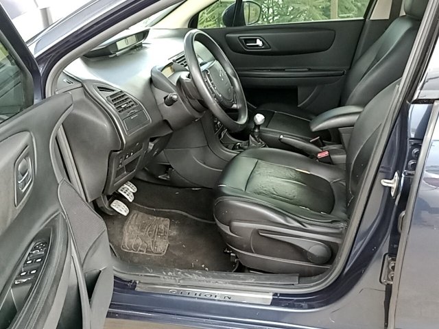 Vehicle_photo_8