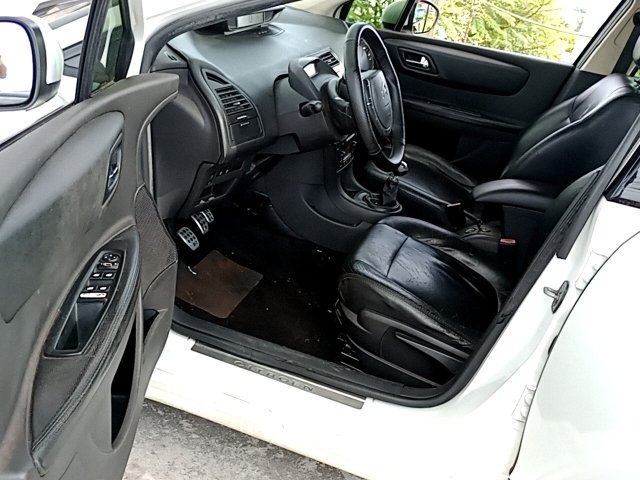Vehicle_photo_8
