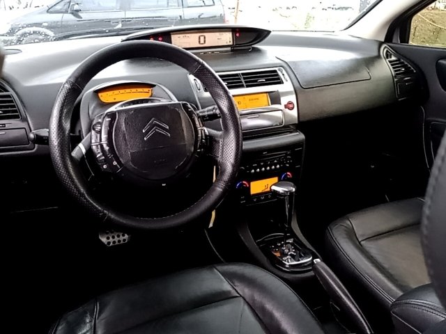 Vehicle_photo_7