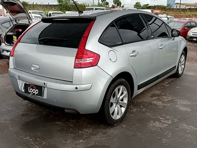 Vehicle_photo_4