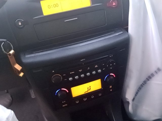 Vehicle_photo_6