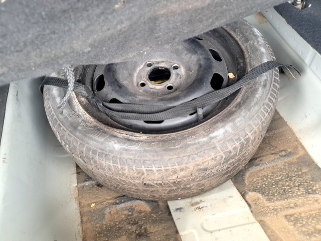 Vehicle_photo_13