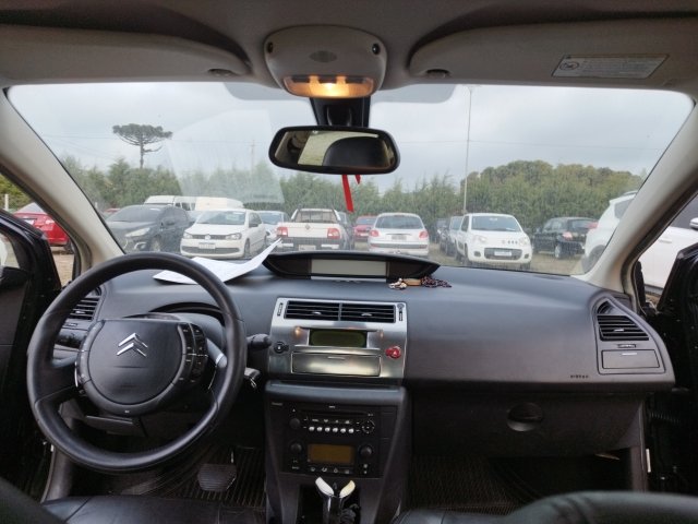 Vehicle_photo_7